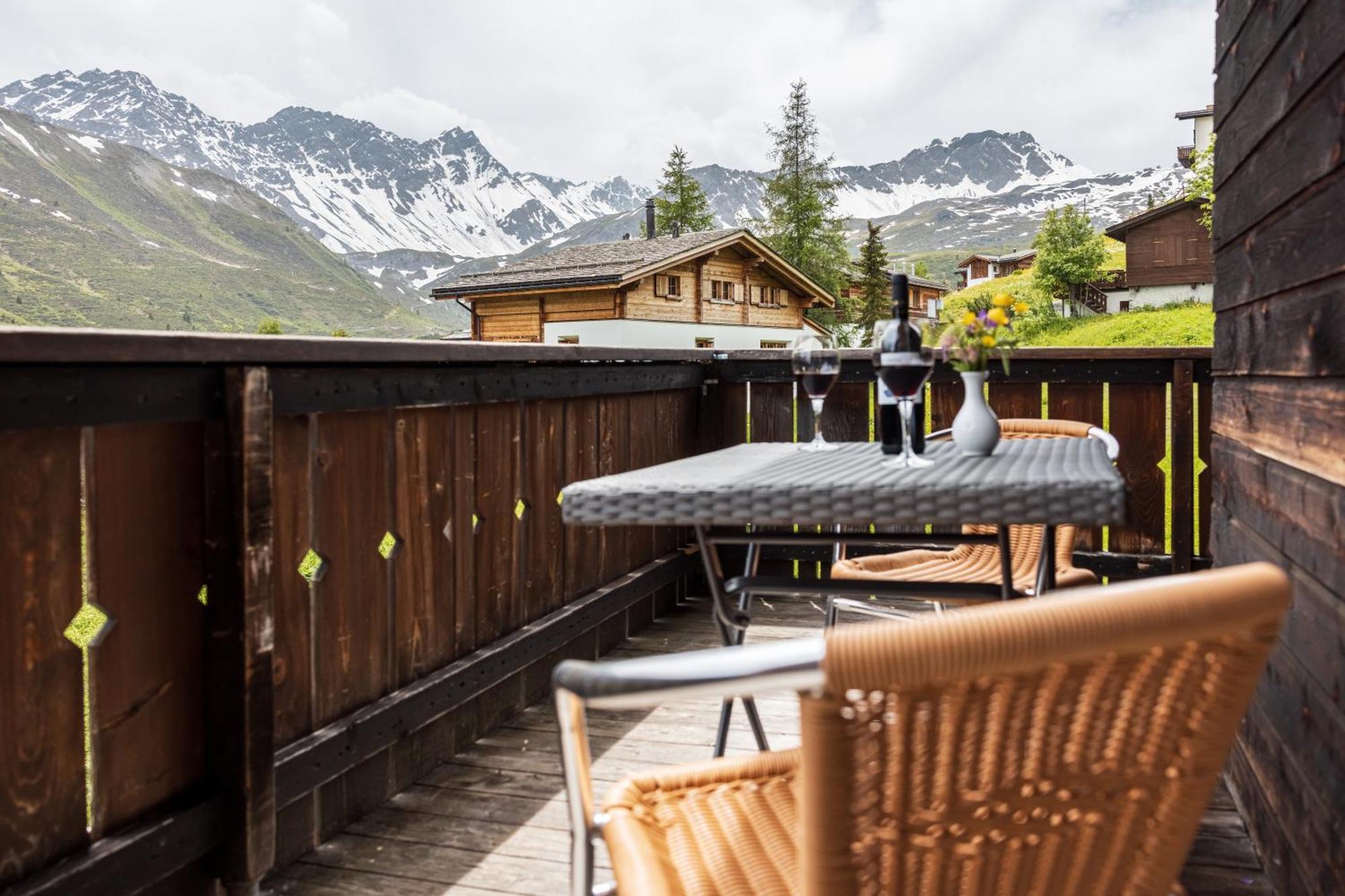 Erzhorn Hotell Arosa Exteriör bild
