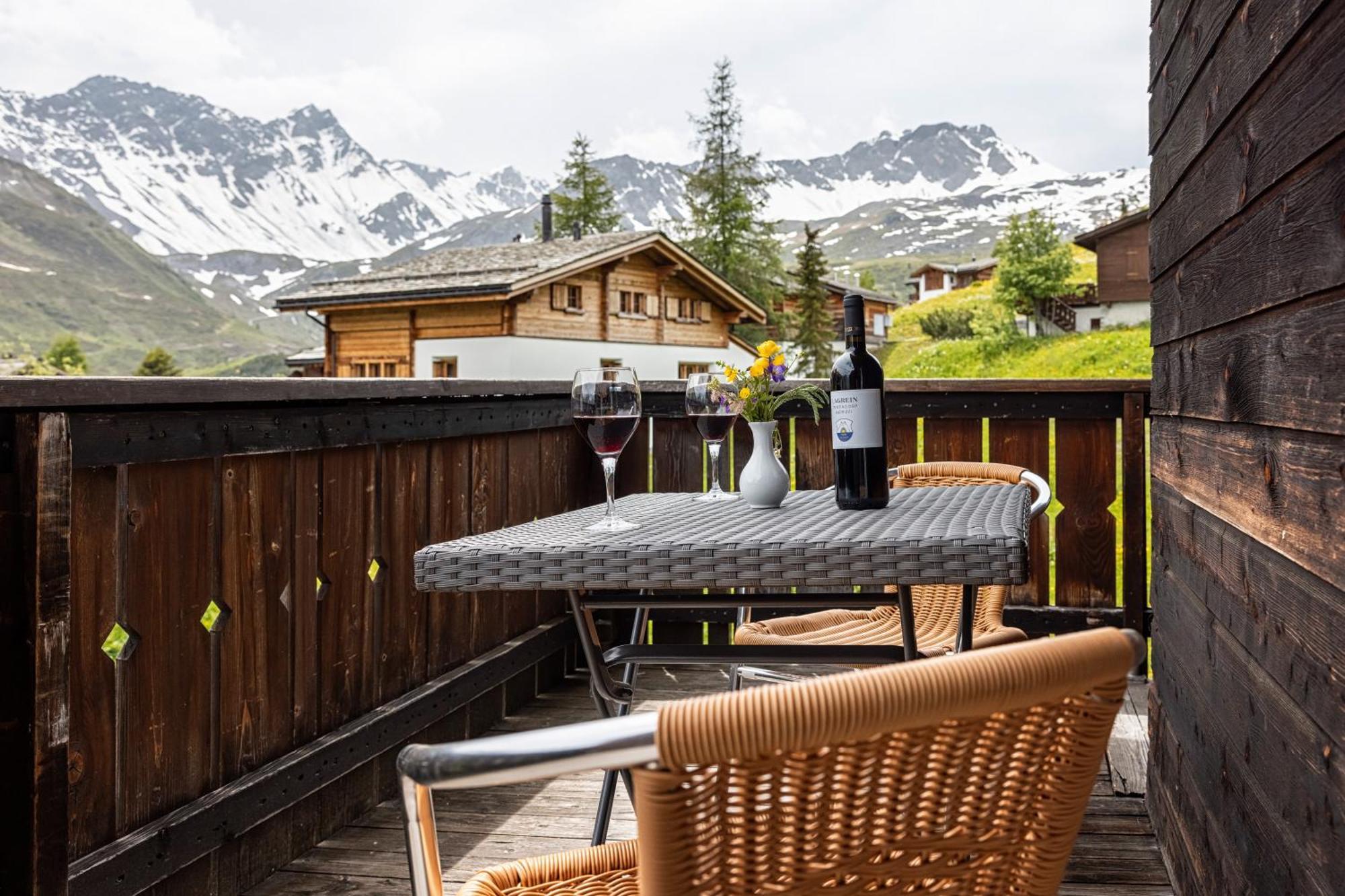 Erzhorn Hotell Arosa Exteriör bild