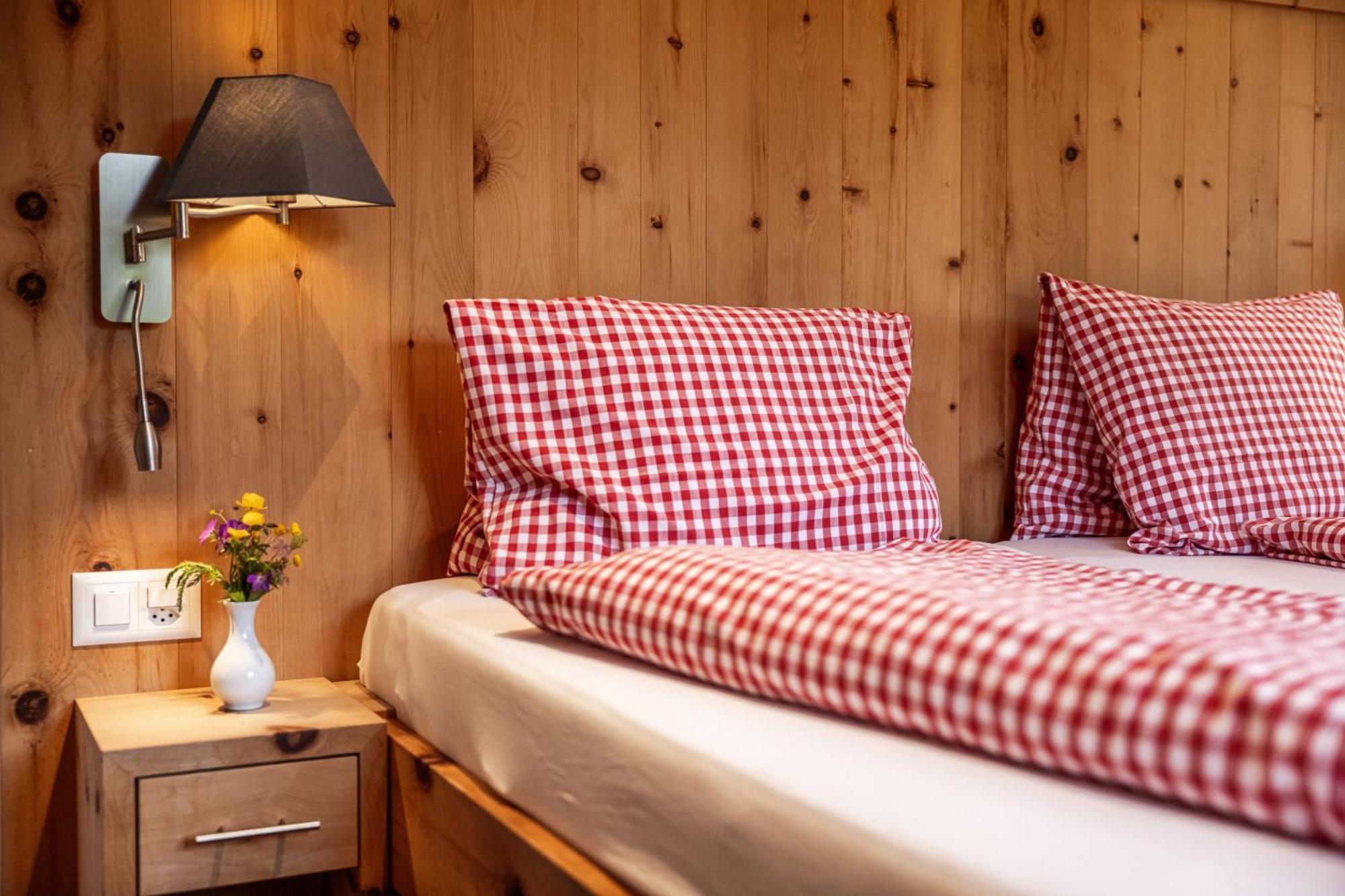 Erzhorn Hotell Arosa Exteriör bild
