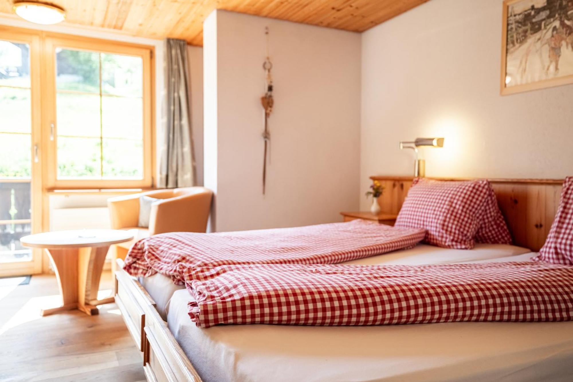 Erzhorn Hotell Arosa Exteriör bild