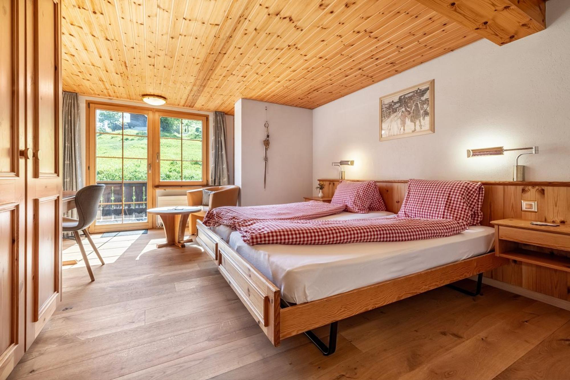 Erzhorn Hotell Arosa Exteriör bild