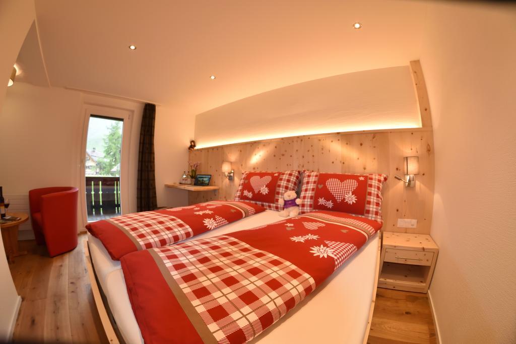 Erzhorn Hotell Arosa Exteriör bild